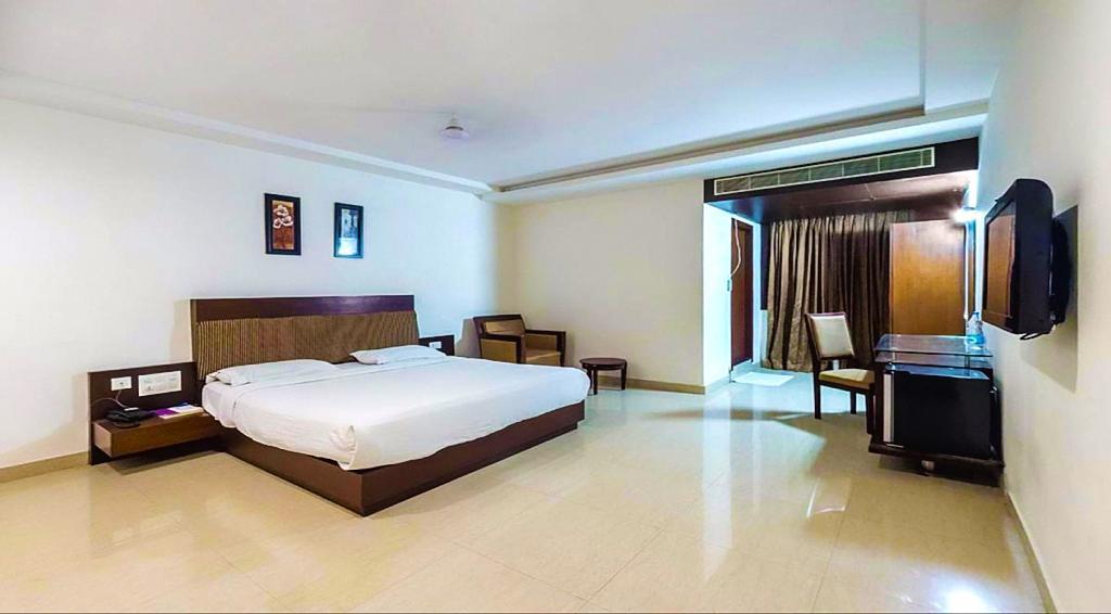 Hotel Central Park Ongole Kültér fotó